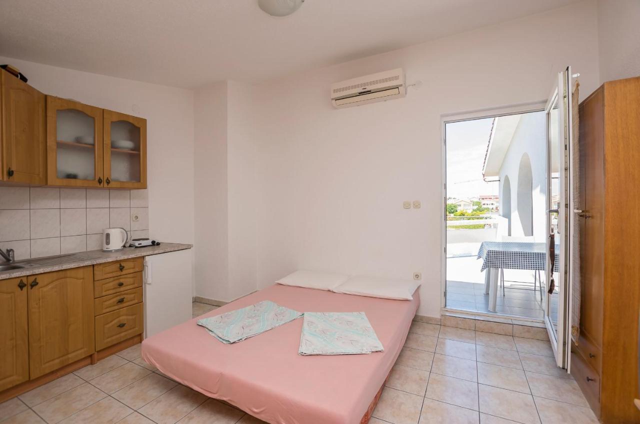 Apartments Ivan Вир Екстериор снимка